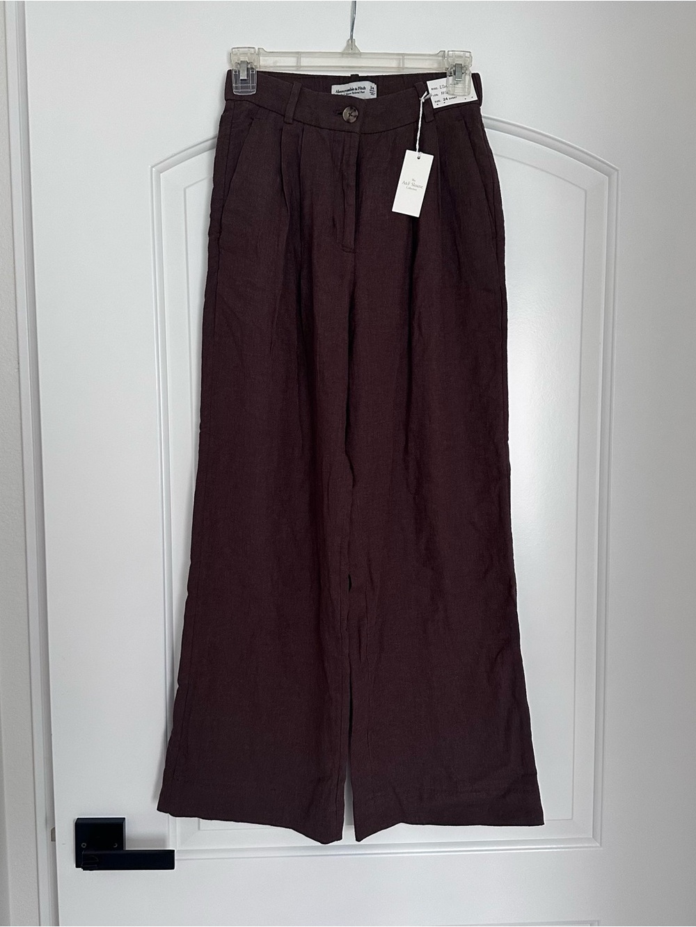 Abercrombie & Fitch Women's Wide-Leg Trousers in Deep Brown | Size 24 Short